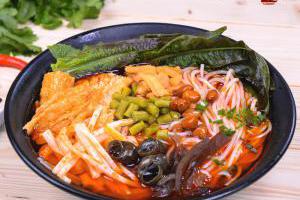 柳州旅游图片:没人可以抵挡的螺蛳汤味儿之广西柳州螺蛳粉~~超好吃
