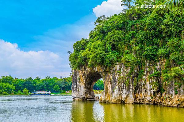 桂林旅游景点:象鼻山