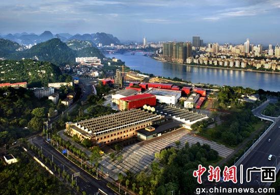 柳州打造“旅游+工业”模式 游客可近距离感受工业旅游魅力